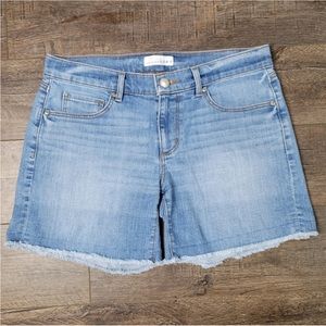 Loft Mid-Rise Raw Hem Jean Shorts Size 4 / 27